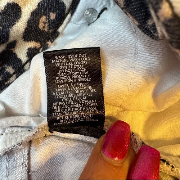 AFRM Leopard High-Waisted Zip Pocket Flare Bell Bottom Jeans/Pants size 26 - Picture 9 of 9